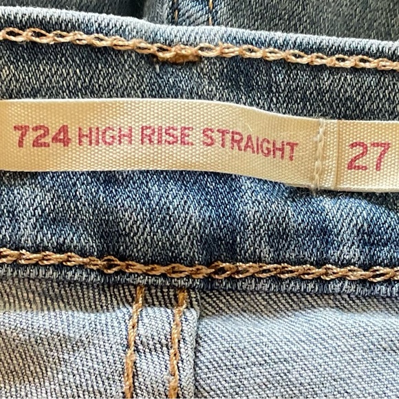 Levi’s 724 Distressed High Rise Straight Leg Jeans in Size 27 - Picture 5 of 6